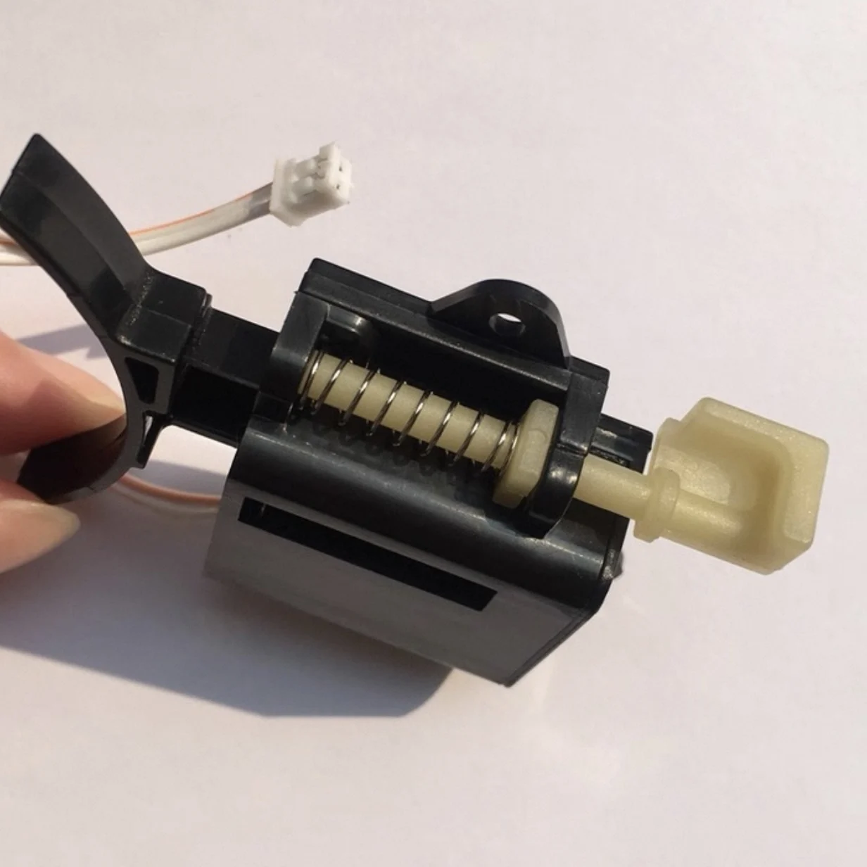 Moteur d'accélération/décelera - Door Lock avis et prix