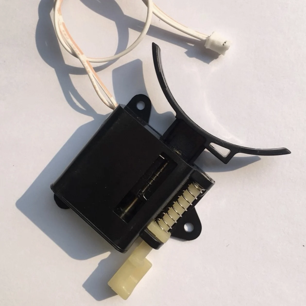 Moteur d'accélération/décelera - Door Lock avis et prix